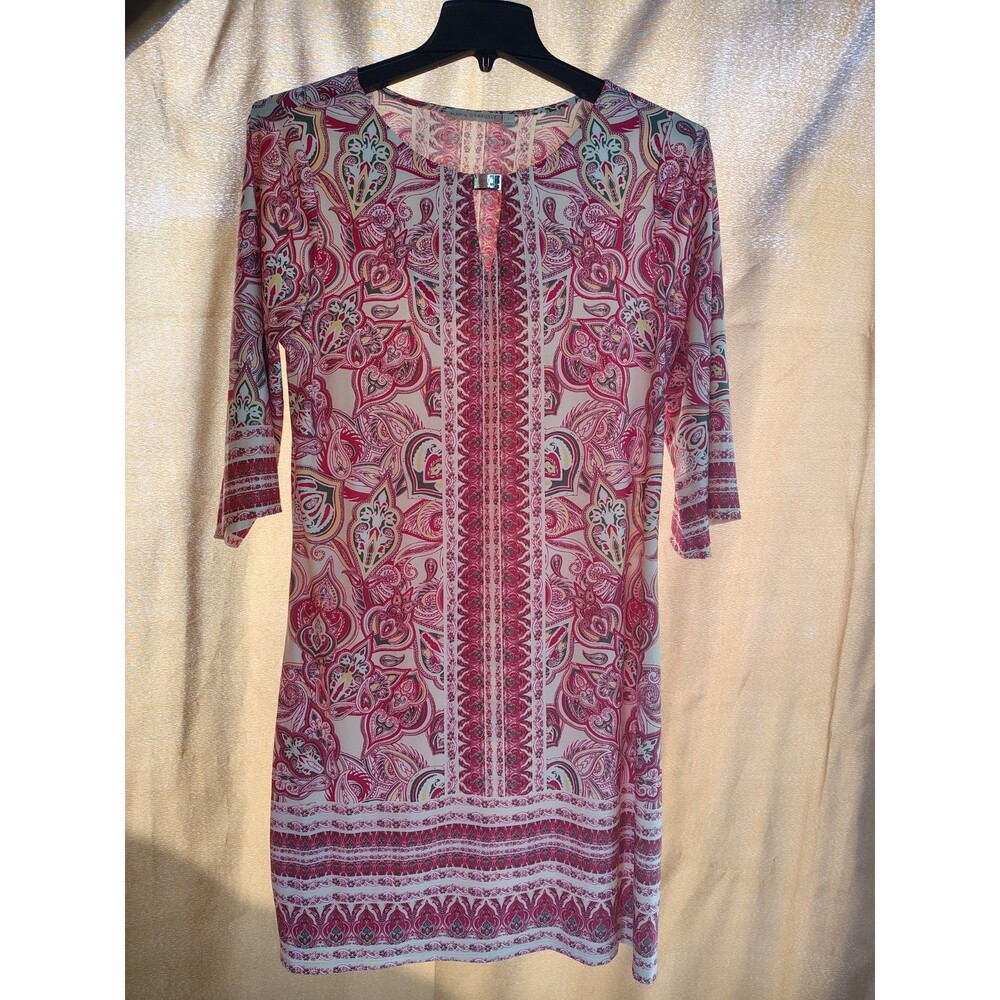 M A Gabrielle Women's M Pink Beige Green Paisley Shift Knee Jersey 3/4 Sleeve